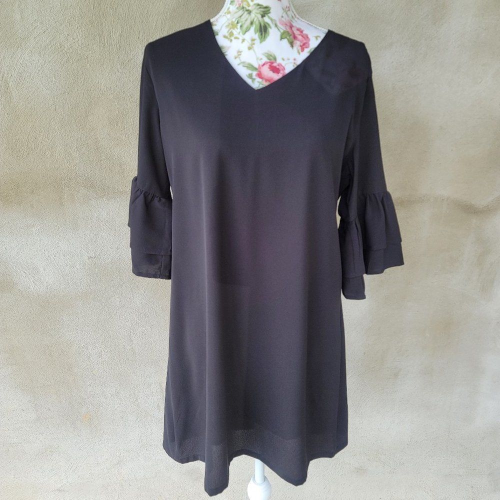 Lil Black Dress NWT Beloneves  Lined Black Dress Size Large